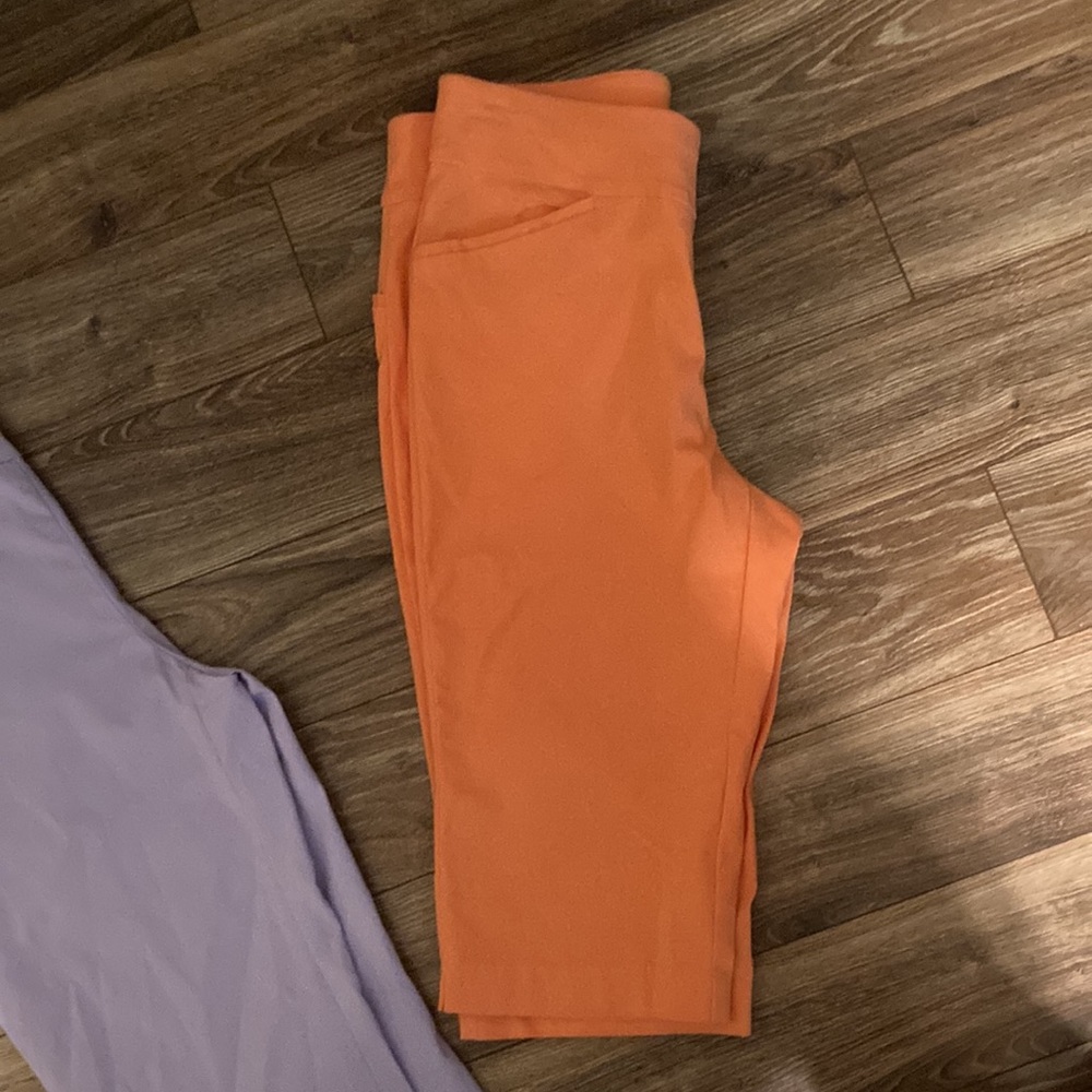 Chico Capris - Picture 3 of 10